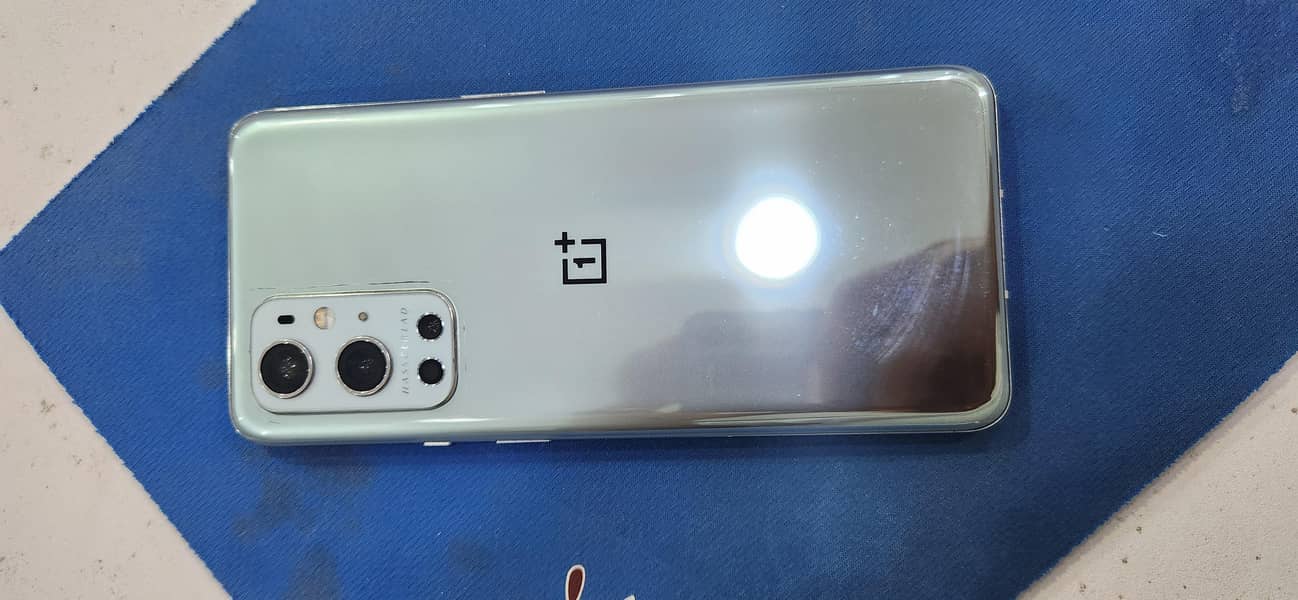 One Plus 9 Pro 0
