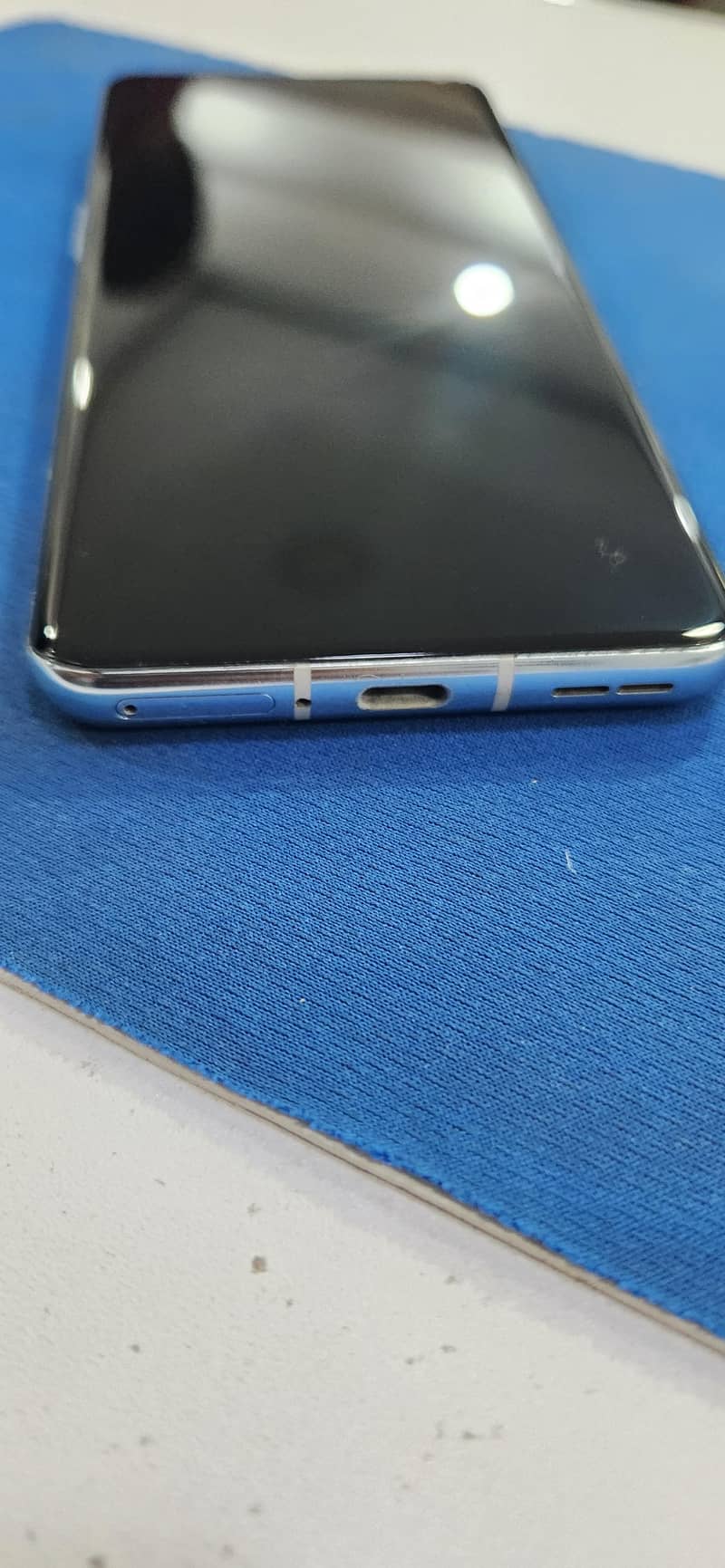 One Plus 9 Pro 4