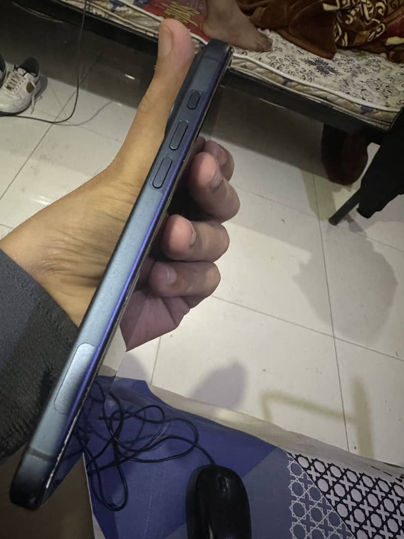 Apple iPhone 17 Pro Max 2