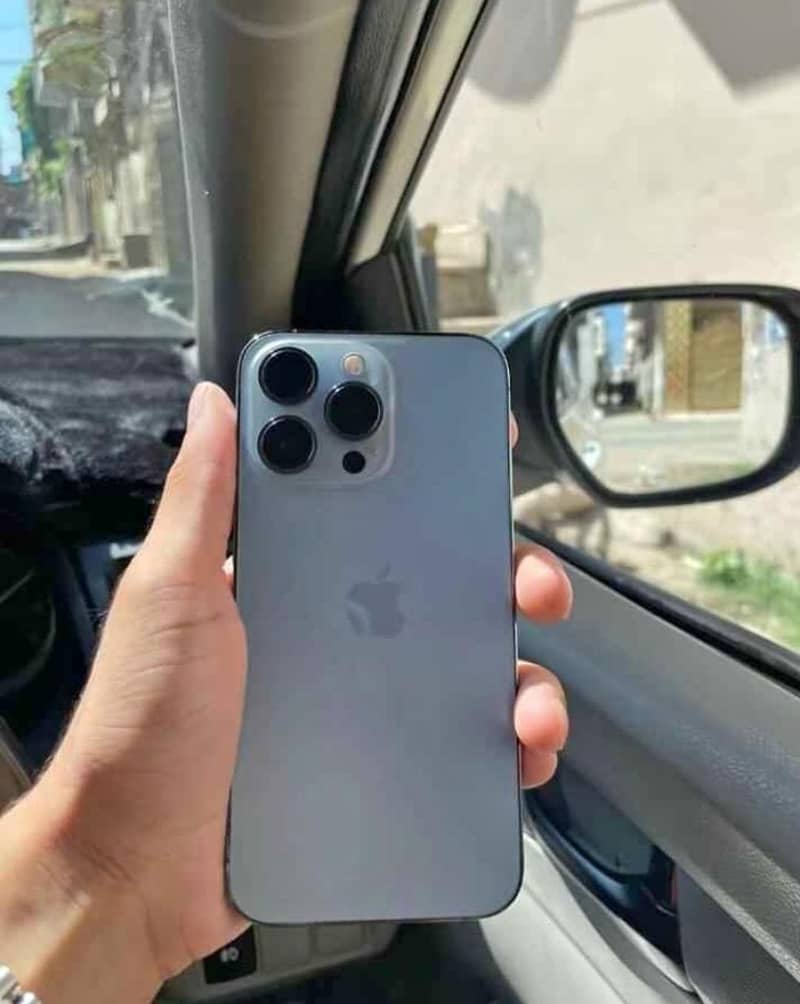 Apple iPhone 13 Pro 3