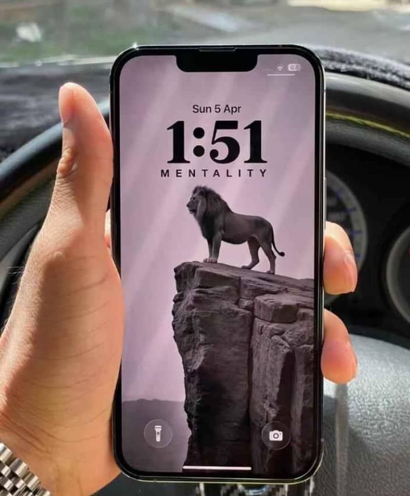 Apple iPhone 13 Pro 4