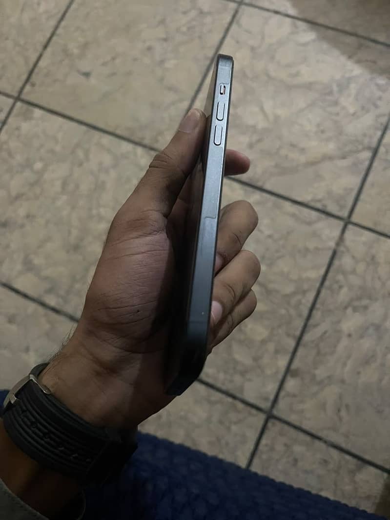 Apple iPhone 14 plus 1