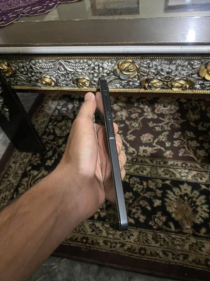Samsung Mobile A17 1