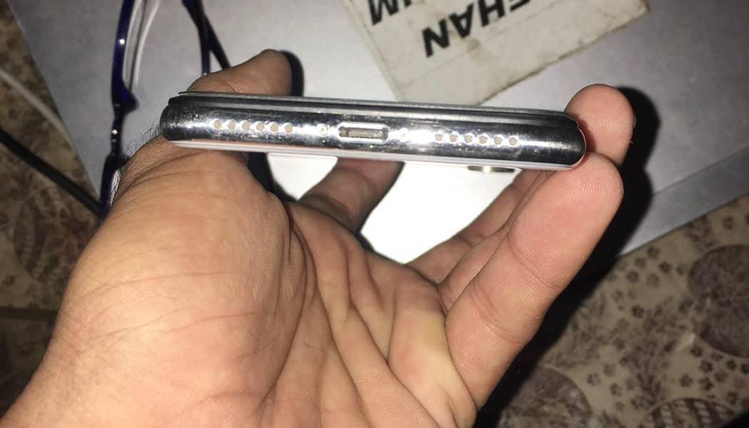 Apple iPhone X 1