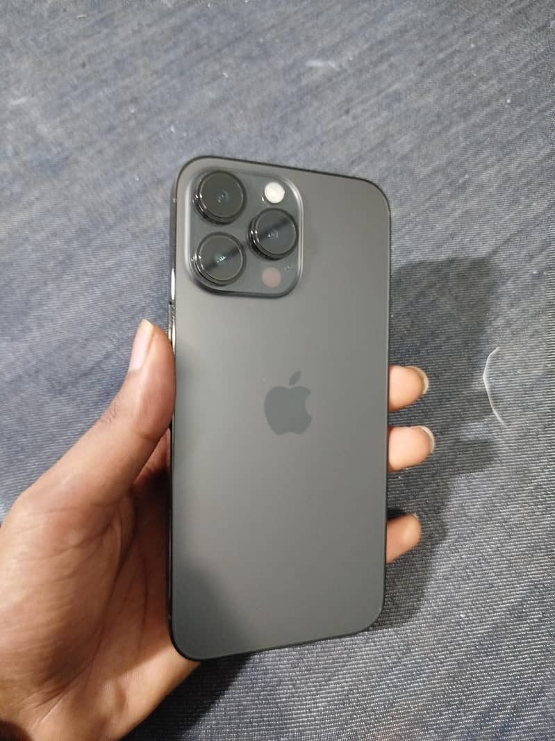 Apple iPhone 14 Pro Max 0