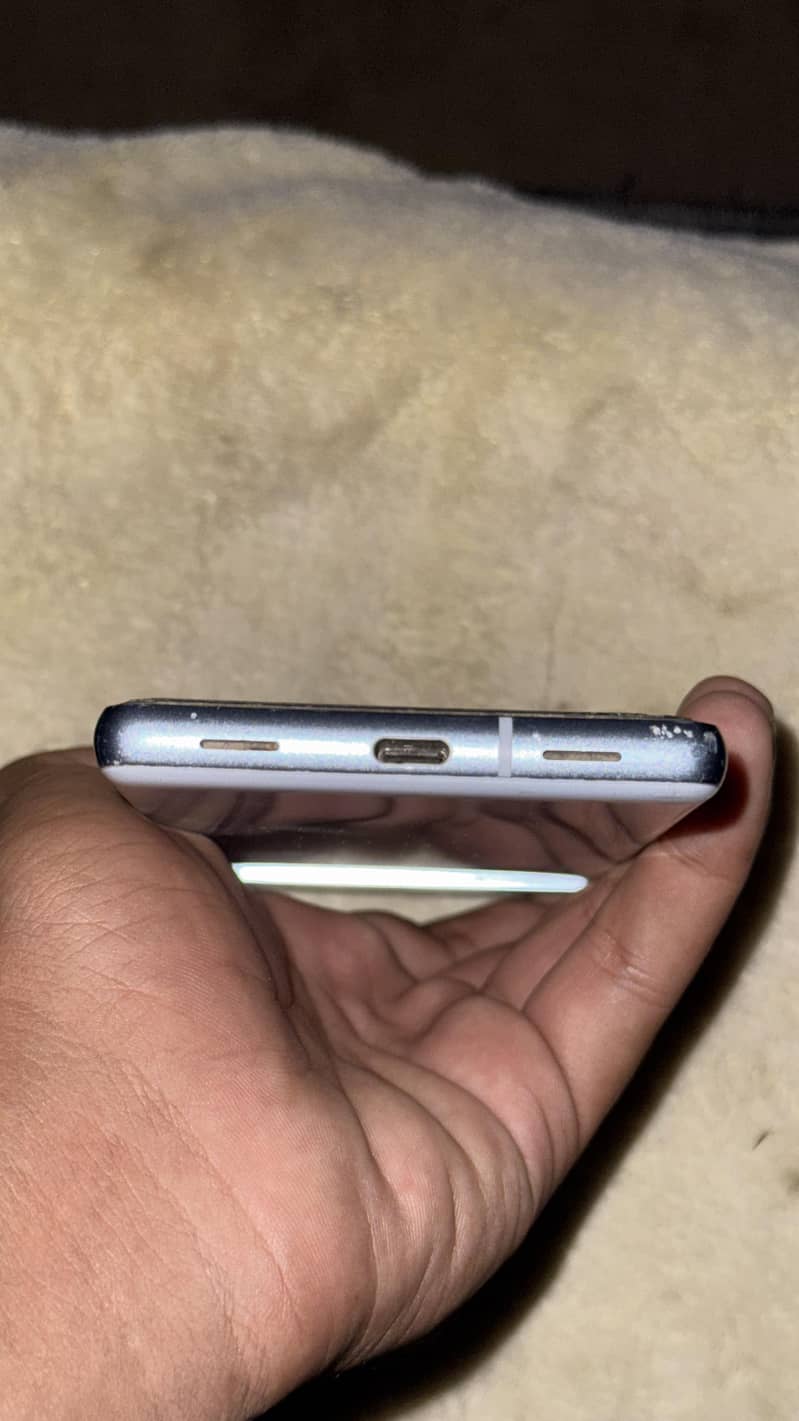 Google Pixel 7a 3