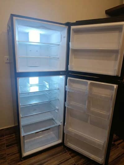 Haier Inverter Refrigerator & freezer– Excellent Condition