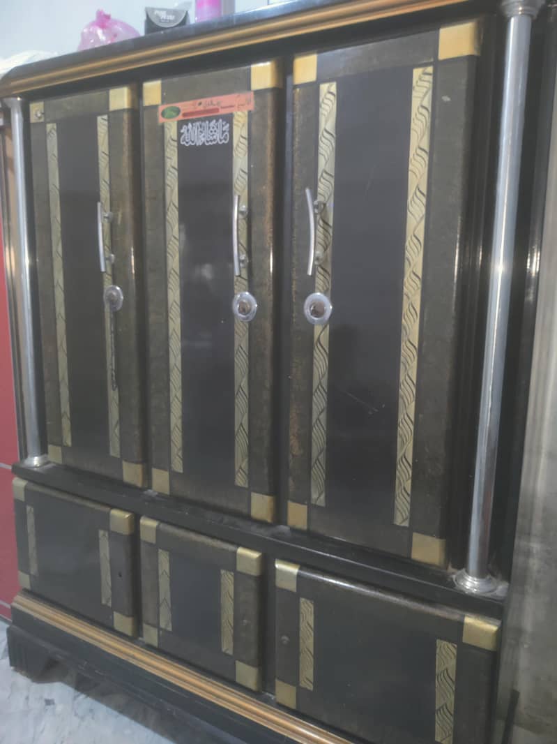 Safe almari 3door 9