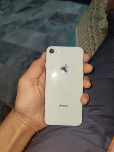 Apple iPhone 8