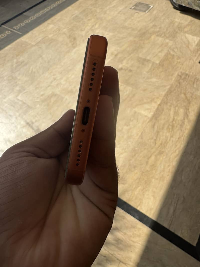 Apple iPhone 17 Pro Max 0