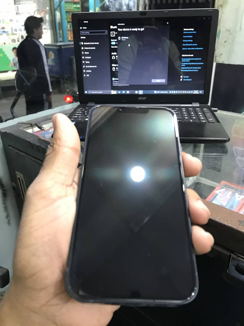 Apple iPhone 13 7