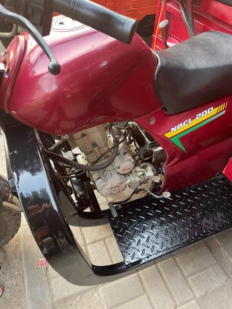 loader Rickshaw 200cc 2