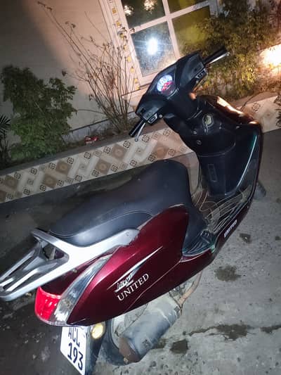 United Scooti petrol