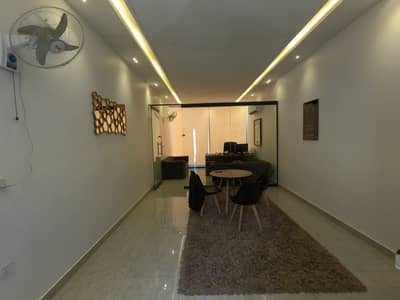 Highly-Desirable Prime Location 600 Square Feet Office Available In M. A. Jinnah Road