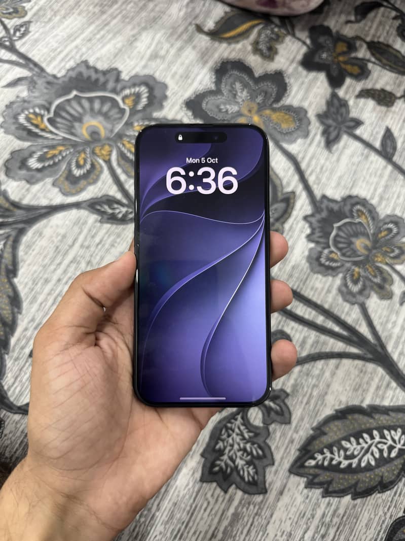 Apple iPhone 15 Pro 1
