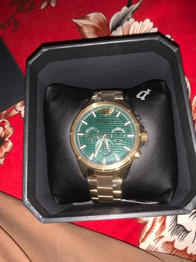 Brand new (POLICE ) man WATCH for sale.