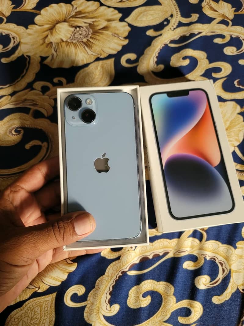 Apple iPhone 14 4