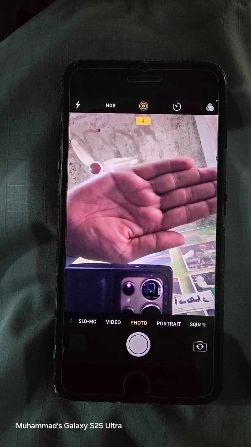 Apple iPhone 7 Plus 0