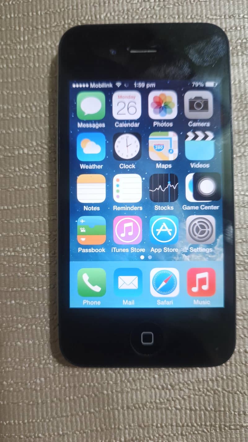 Apple iPhone 4s 2