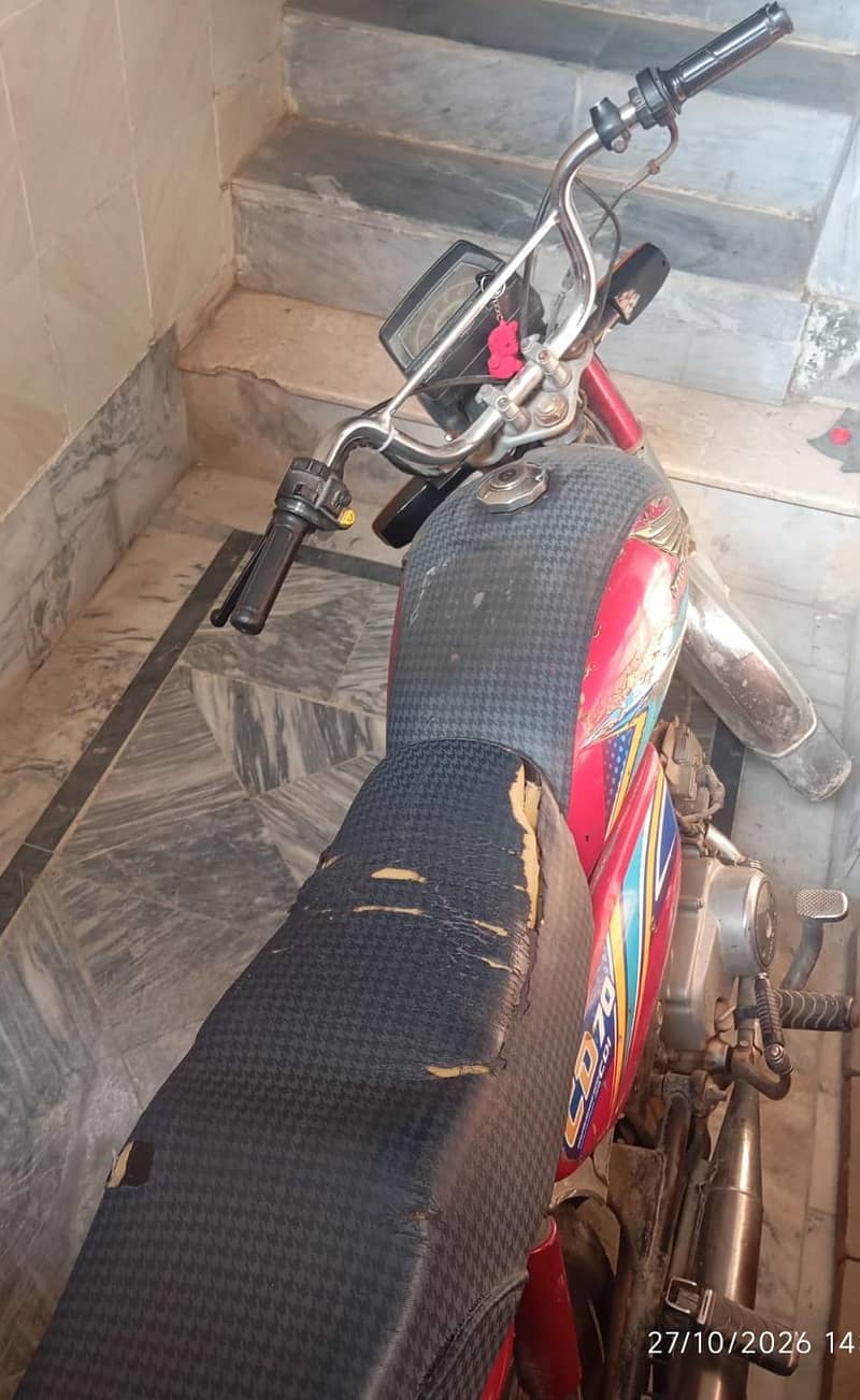 CD70 bike 1