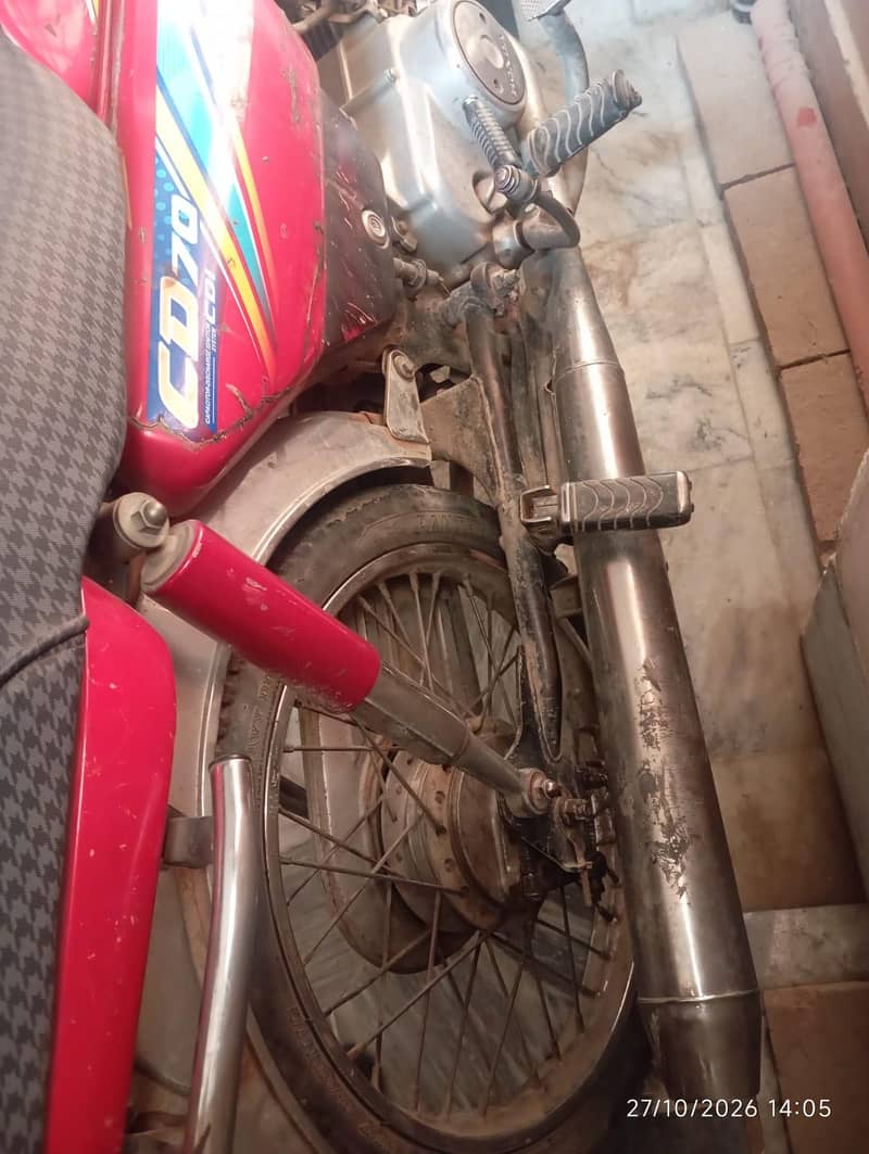 CD70 bike 2