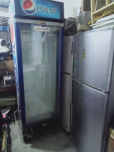 Refresher and chiller good condition