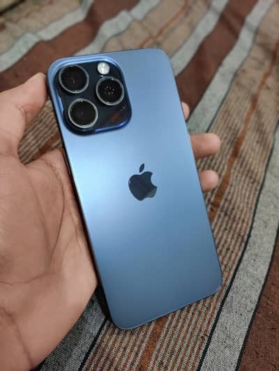 Apple iPhone 15 Pro Max
