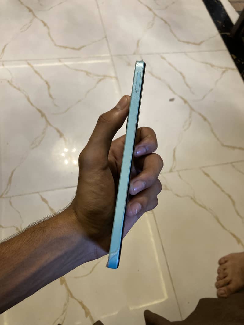 Realme C51 1