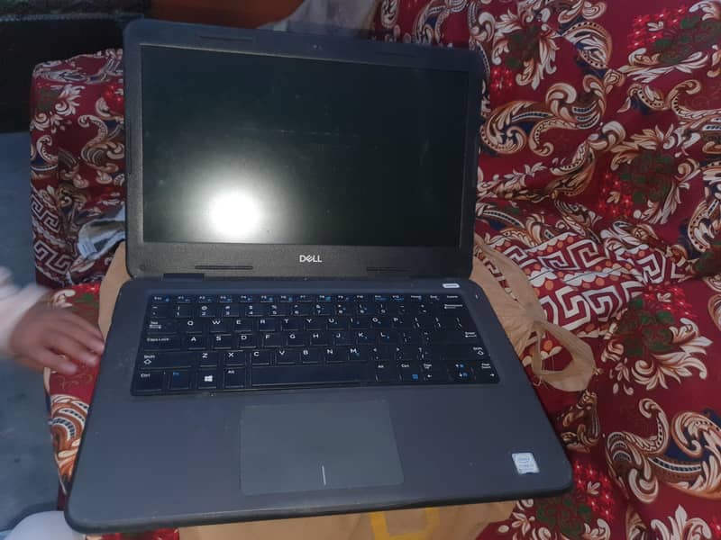 Dell corei3 8th generation 2
