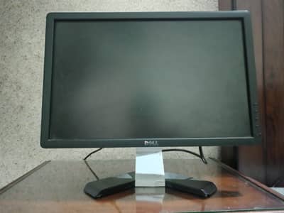 Complete CPU And LCD up for salee