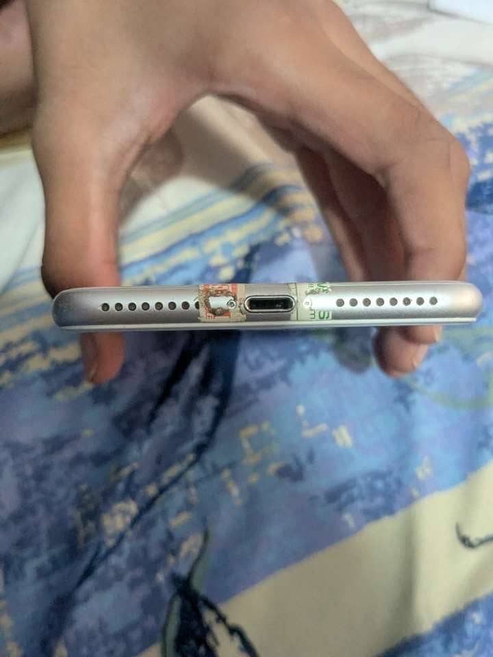 Apple iPhone 8 Plus 2