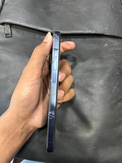 Apple iPhone 15 Pro