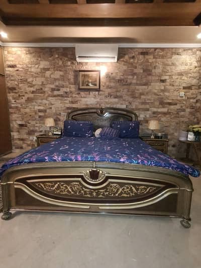 Deco Paint Wooden Bed Set with Dressing