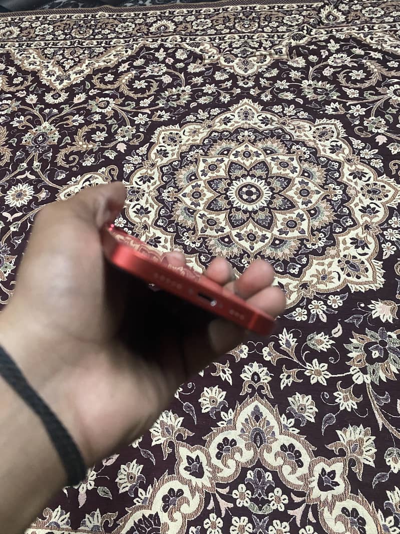 Apple iPhone 12 3