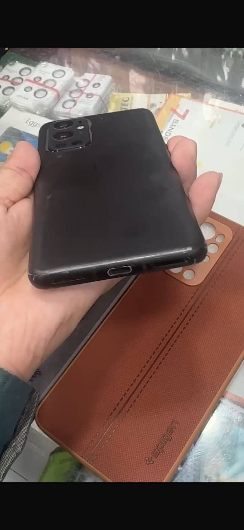 One Plus 9 Pro With Charger 3