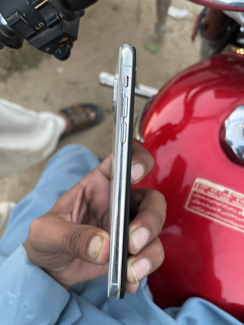 Apple iPhone X Touch not work 2
