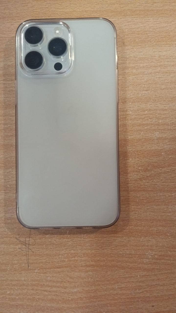 Apple iPhone 15 Pro 0