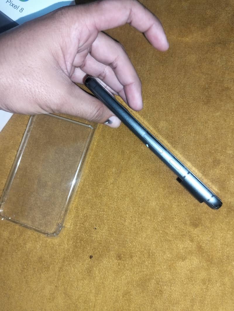 Google Pixel 8 5