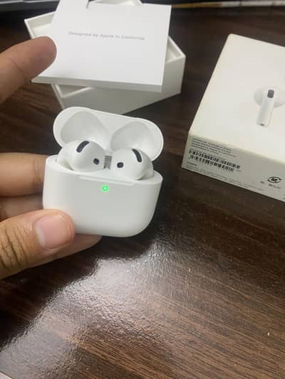 Brand New AirPods 4 | 10/10 | ANC