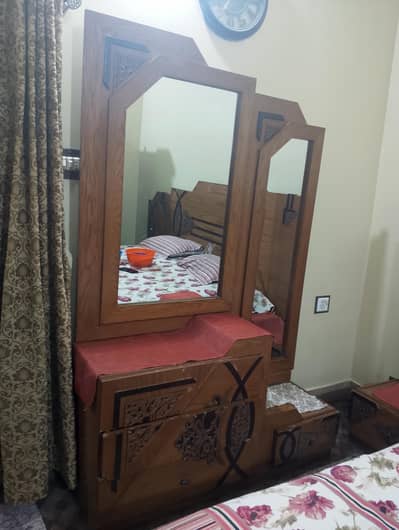 Dressing Table for Sale