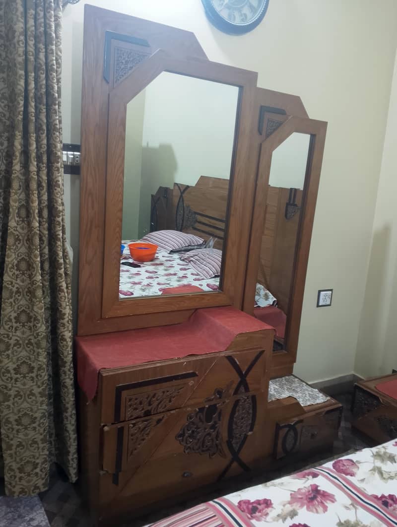Dressing Table for Sale 2