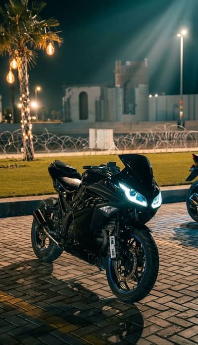 Kawasakii ninja zx10r only