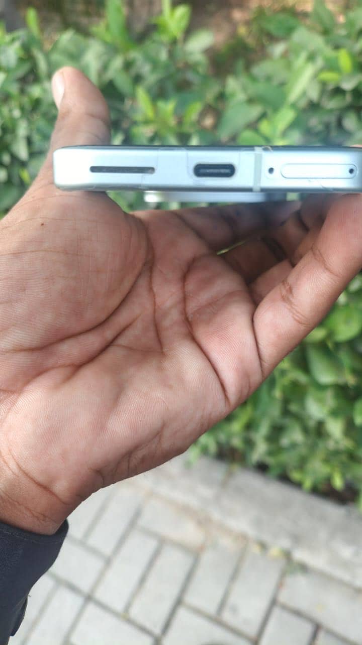 Google Pixel 9 2