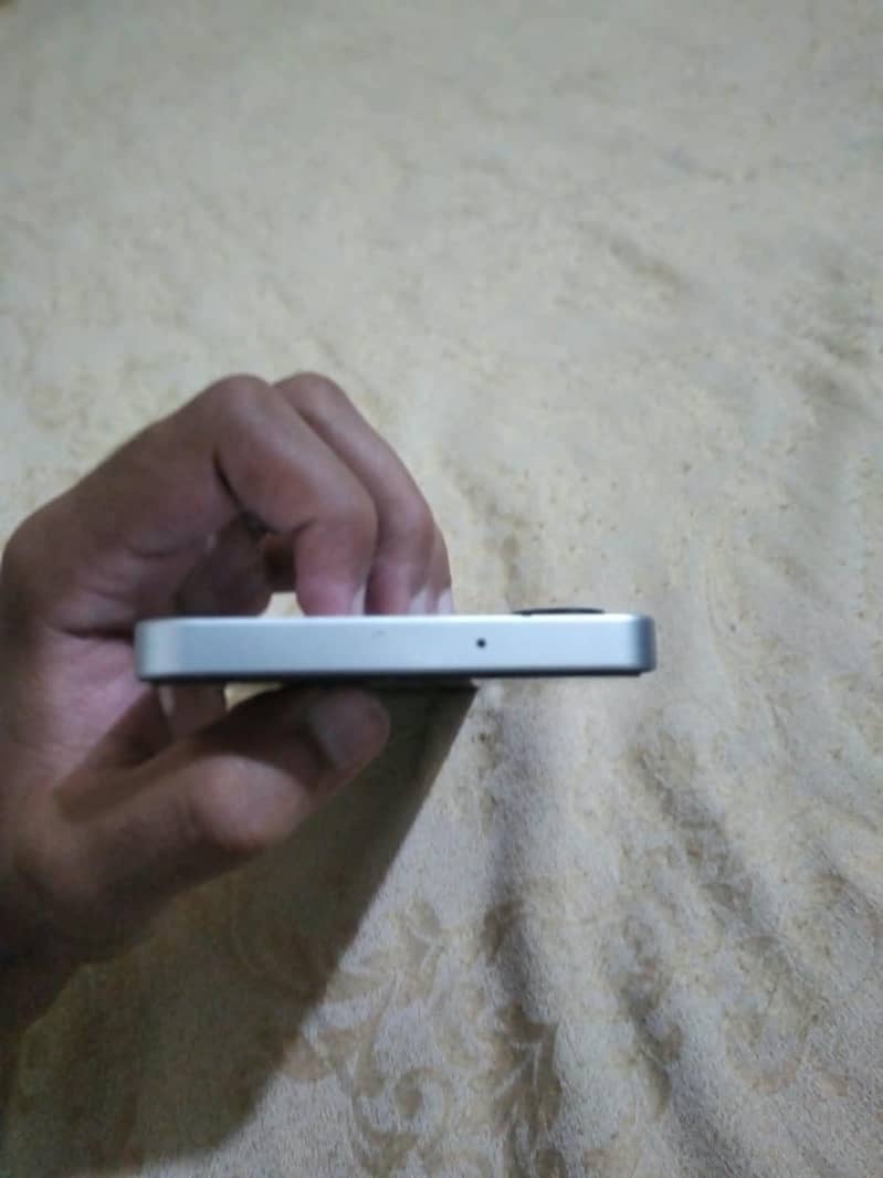 Samsung Mobile A06 4