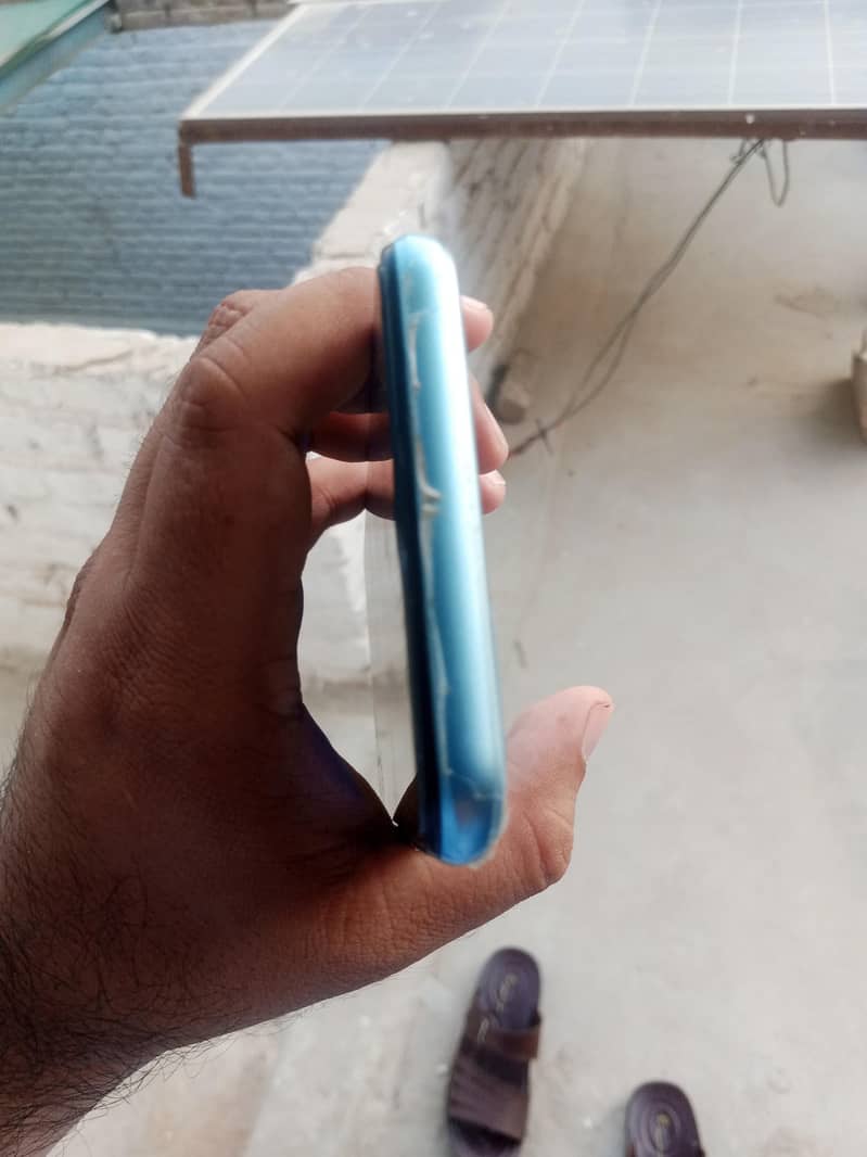 Realme C21 4