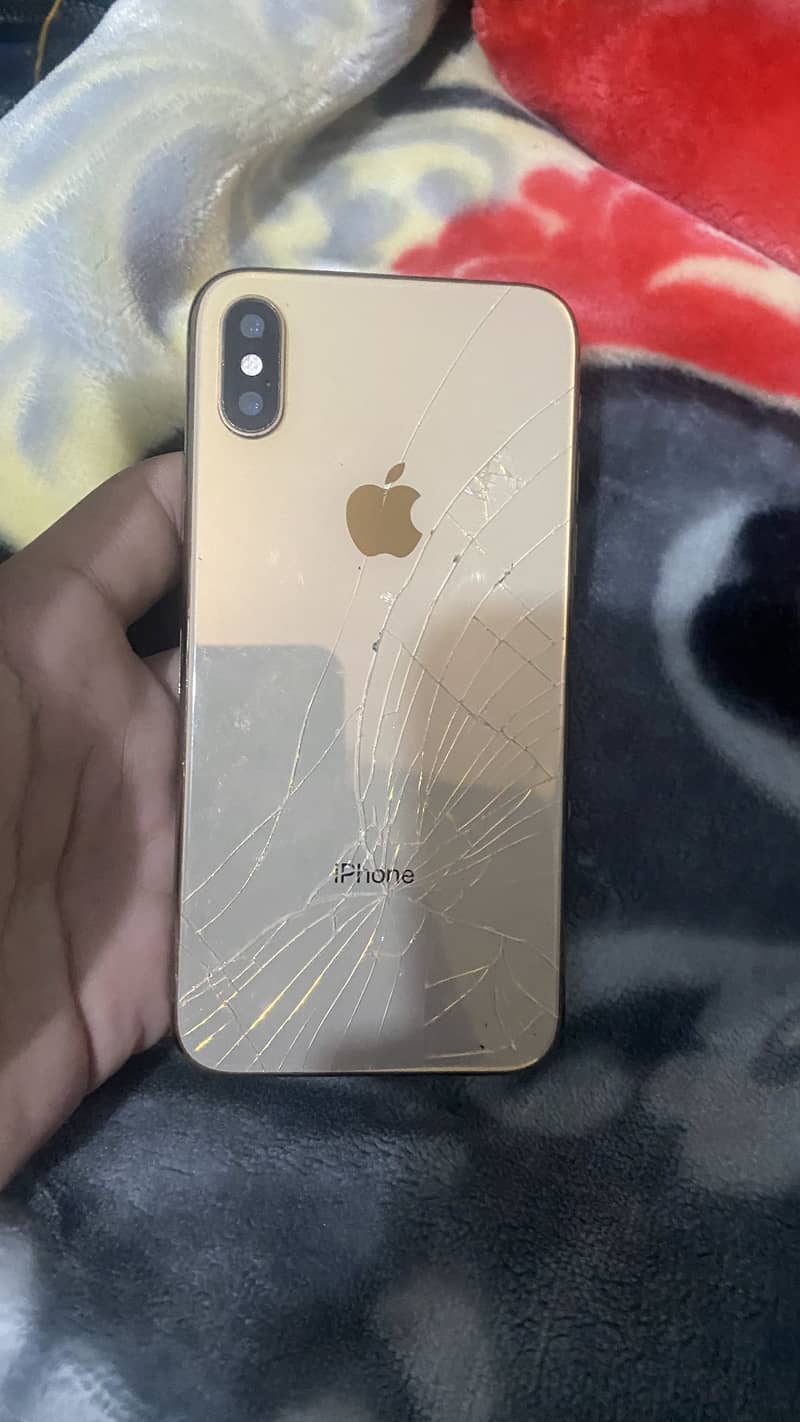 Apple iPhone XS 4