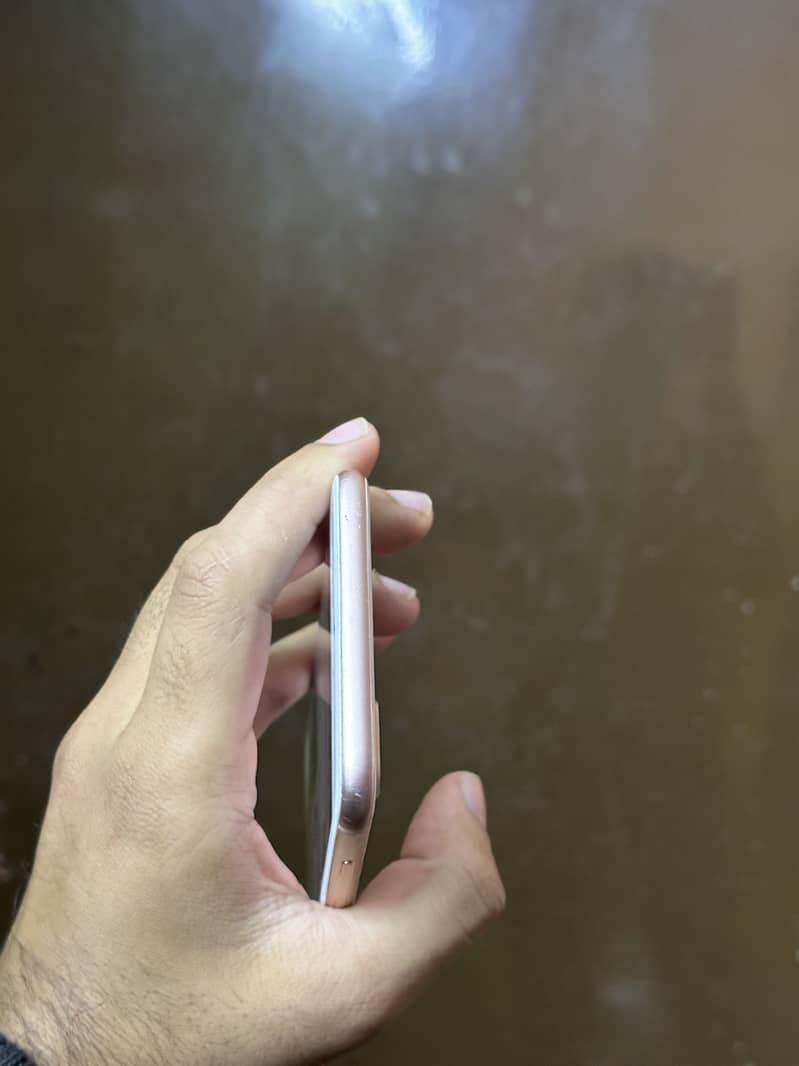 Apple iPhone 8 Plus 2