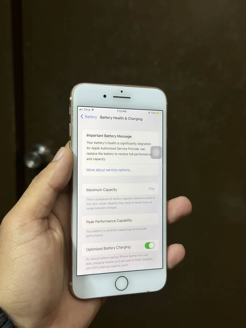 Apple iPhone 8 Plus 4