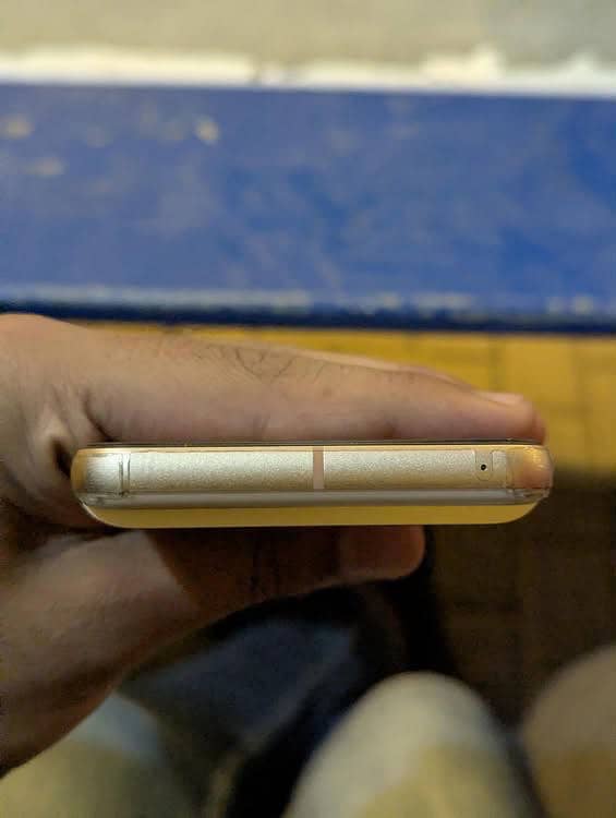 Google Pixel 8 5