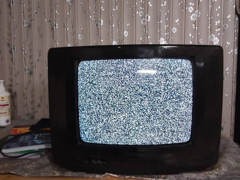 Simple colour television 0